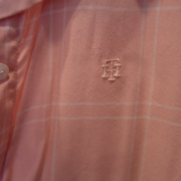 Tommy Hilfiger Top Plaid Roll-tab Button Down Shirt - Picture 3 of 3